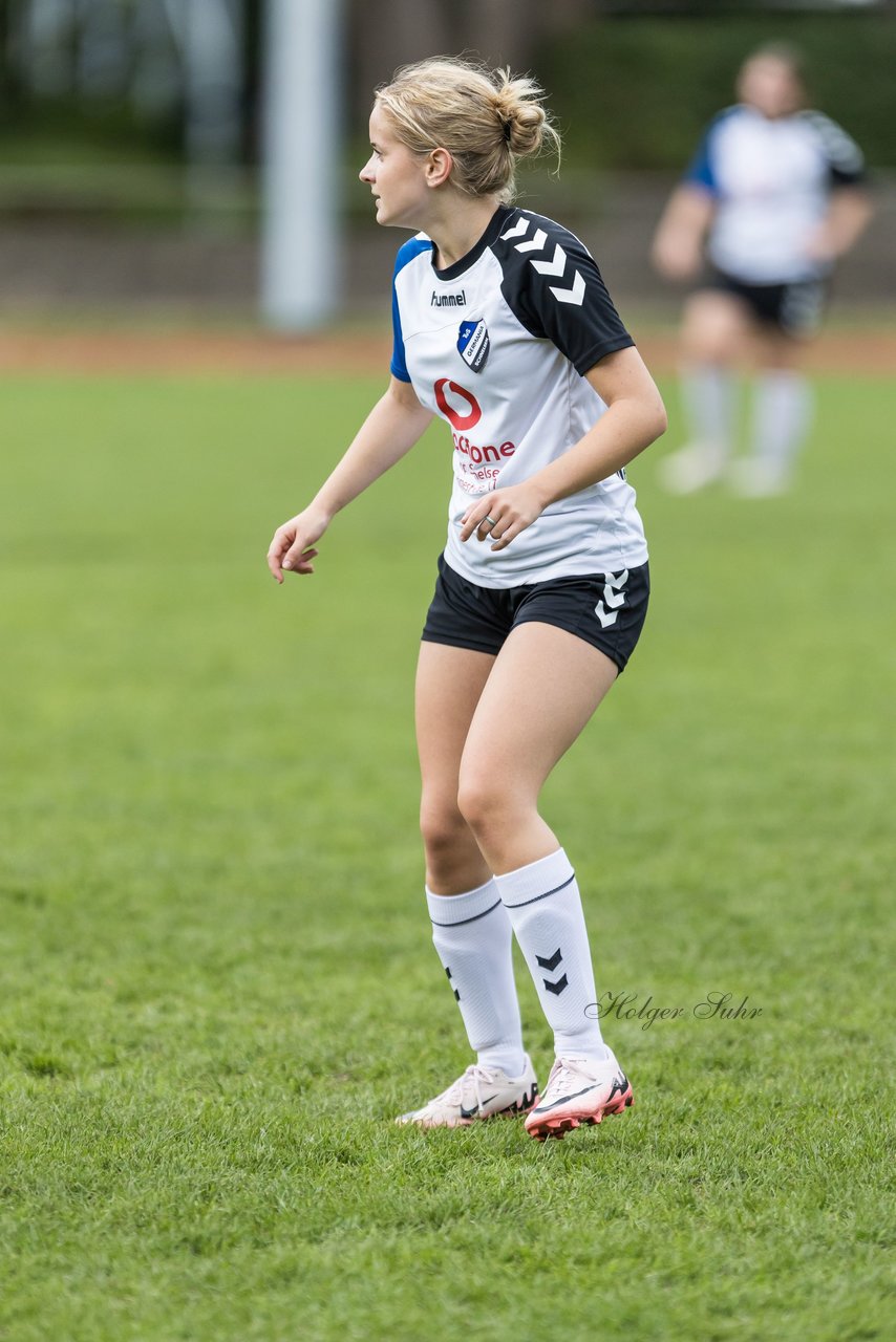 Bild 358 - wBJ VfL Pinneberg - Germania Schnelsen : Ergebnis: 15:1